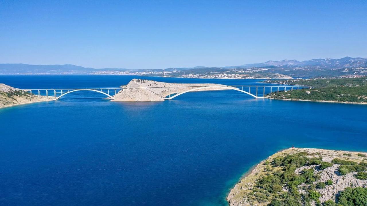Njivice, Otok Krk, Apartman Dora Экстерьер фото