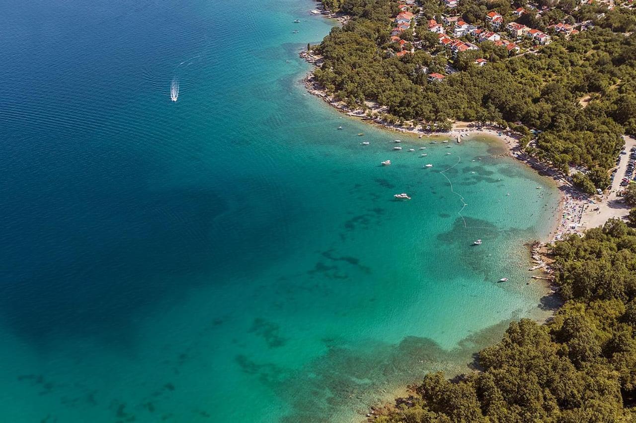 Njivice, Otok Krk, Apartman Dora Экстерьер фото